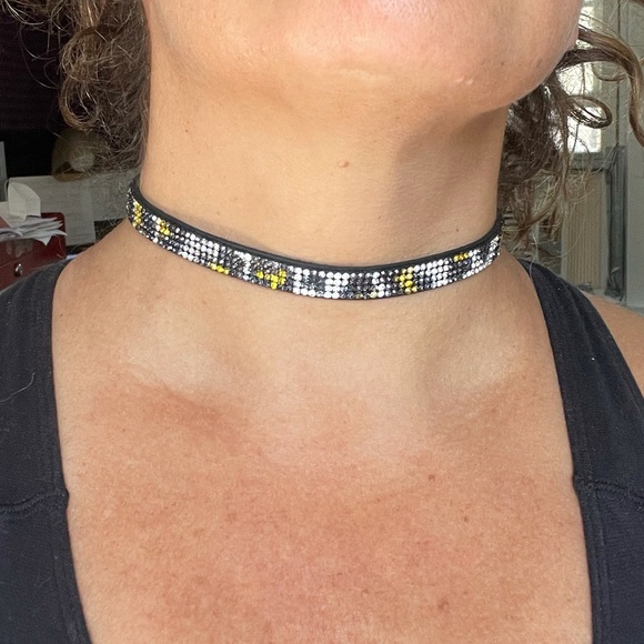 Leopard Print Rhinestone Choker - Picture 4 of 10